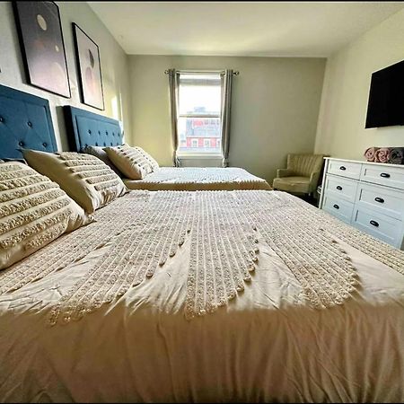 4 Bedroom 3 Bath Sleeps 10 Pet Friendly Private Backyard, 2 Car Garage, City Views, Close To All Stadiums And Casino Pittsburgh Exterior photo