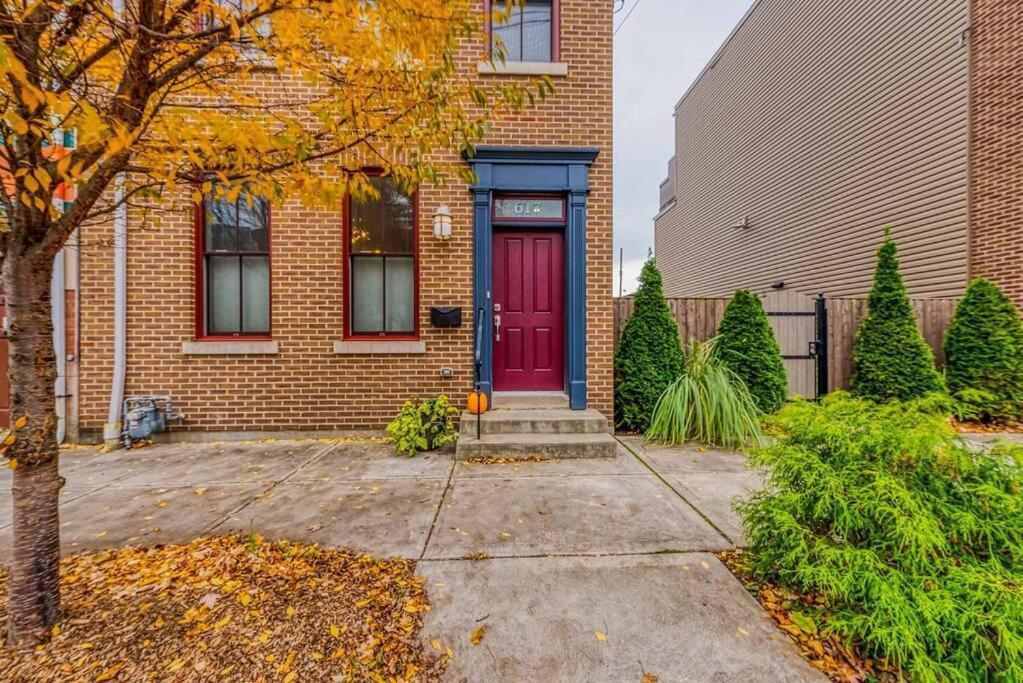4 Bedroom 3 Bath Sleeps 10 Pet Friendly Private Backyard, 2 Car Garage, City Views, Close To All Stadiums And Casino Pittsburgh Exterior photo
